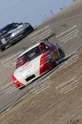 media/Apr-30-2022-CalClub SCCA (Sat) [[98b58ad398]]/Group 4/Race (Outside Grapevine)/